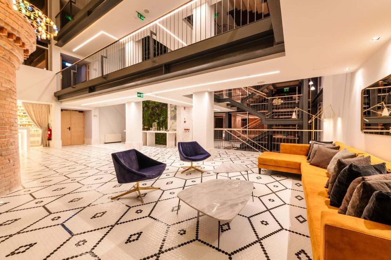 Pestana Douro Riverside - Preferred Hotels & Resorts, Lifestyle Valbom  외부 사진 The lobby of the hotel