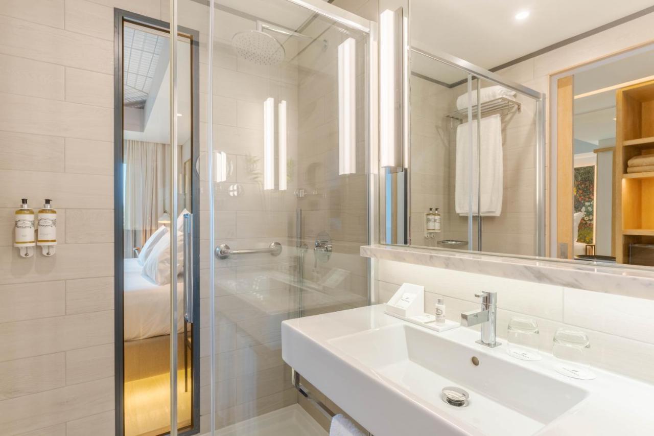 Pestana Douro Riverside - Preferred Hotels & Resorts, Lifestyle Valbom  외부 사진 Bathroom