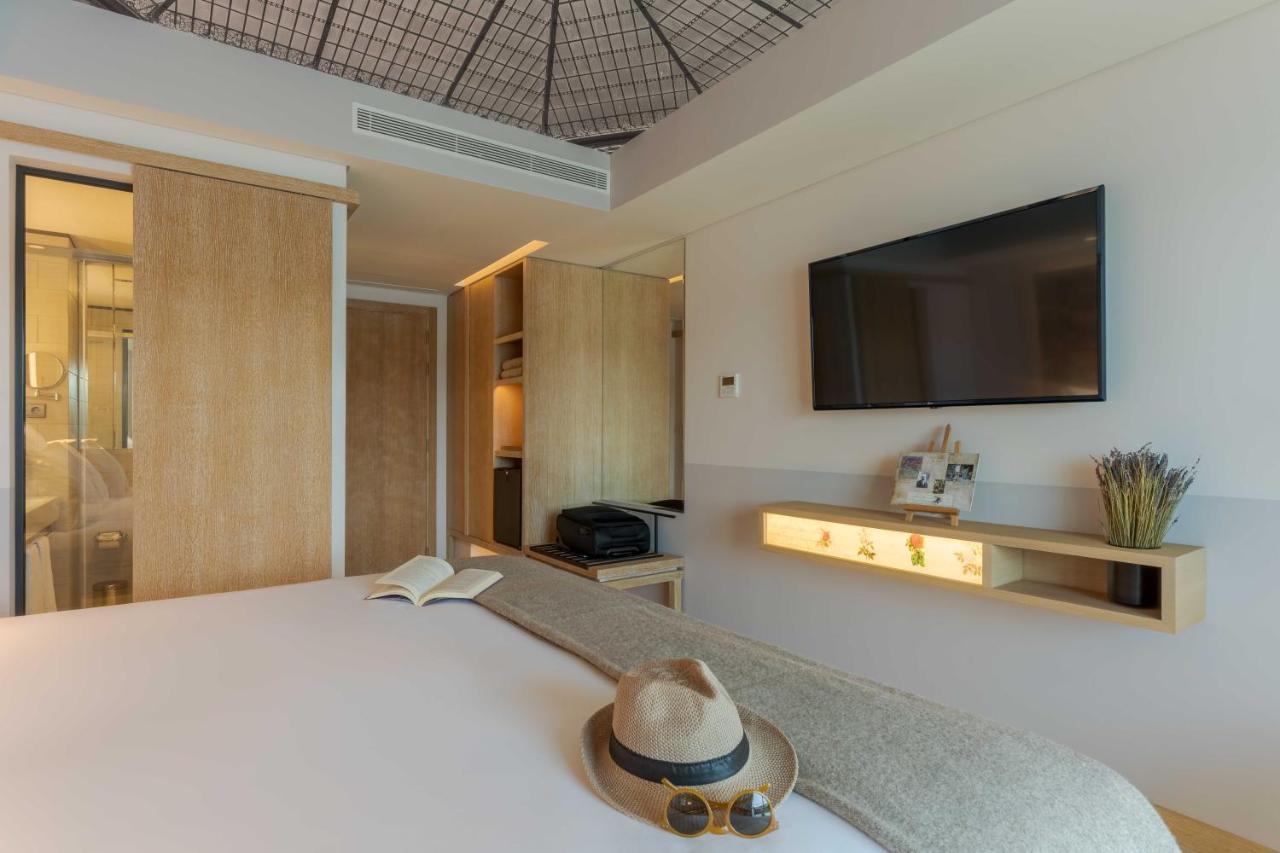 Pestana Douro Riverside - Preferred Hotels & Resorts, Lifestyle Valbom  외부 사진 A room at the hotel